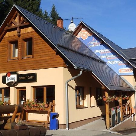 Sportcentrum Klinovec Loučná pod Klínovcem Esterno foto